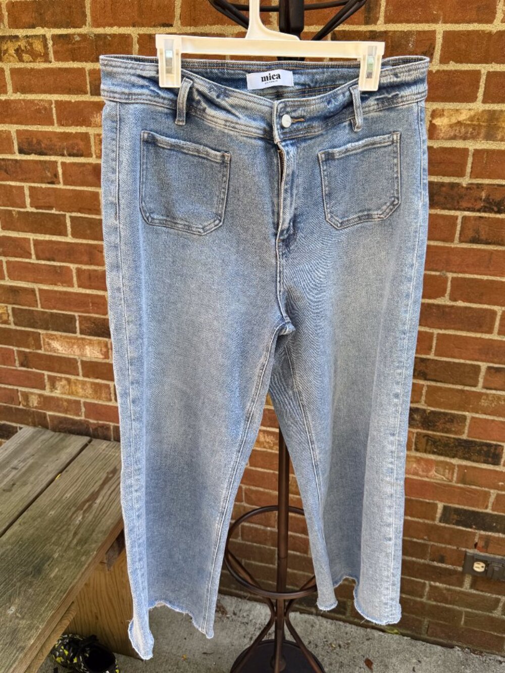 Mica Denim High Rise Raw Hem Jeans w/ Front Pockets - Size 32